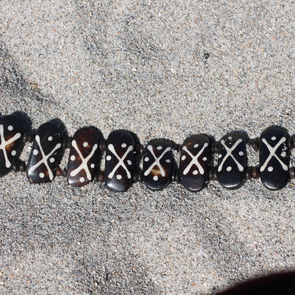 X & Dots - Picture 3 of 5